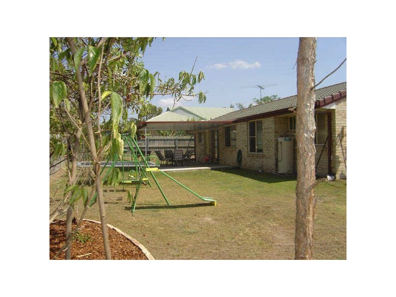 4 Limousin Place, Waterford West QLD 4133