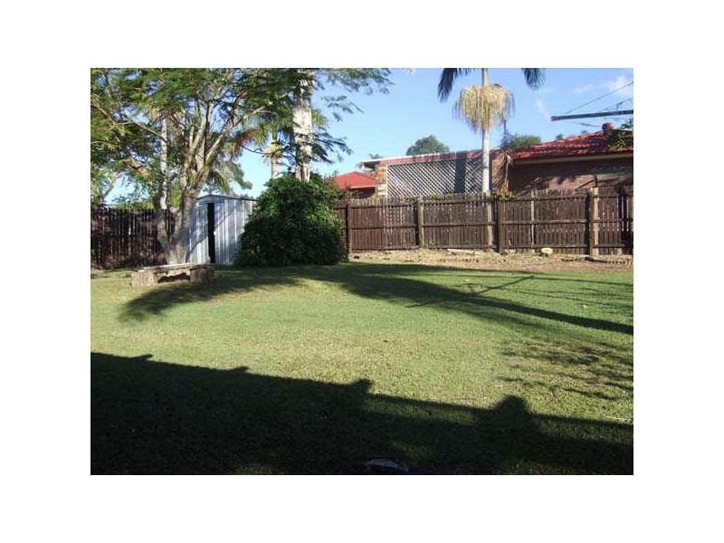 14 Black Diamond Crescent, Edens Landing QLD 4207