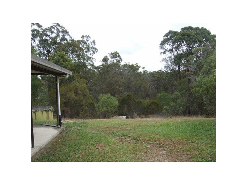 345 Wuraga Road, Bahrs Scrub QLD 4207