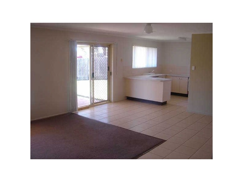 5 Leigh Place, Edens Landing QLD 4207