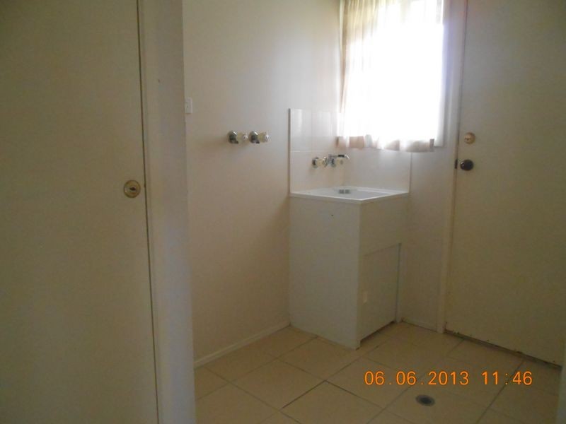 5 Leigh Place, Edens Landing QLD 4207