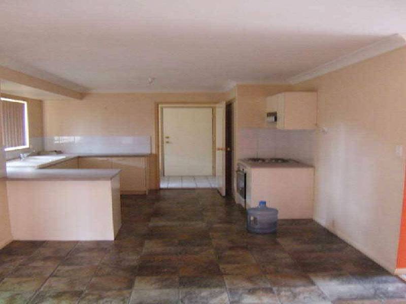 2 Calliope Street, Eagleby QLD 4207