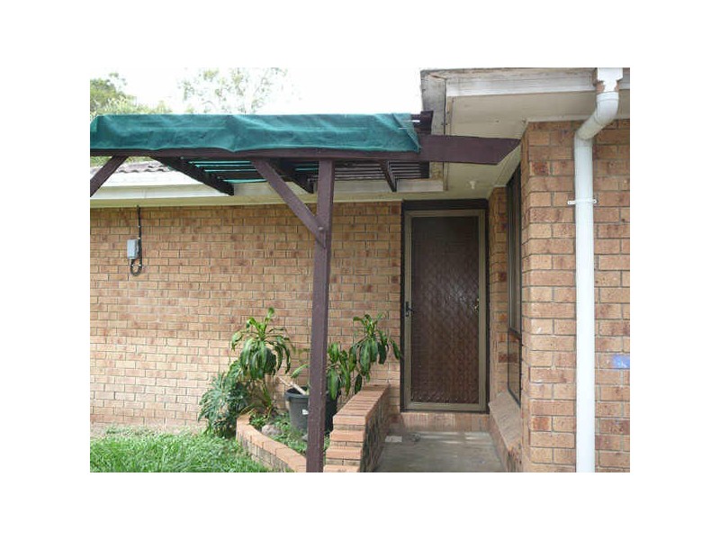 27 Fyshwick St, Loganholme QLD 4129
