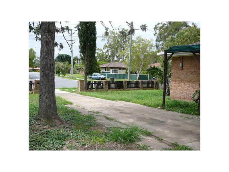 27 Fyshwick St, Loganholme QLD 4129
