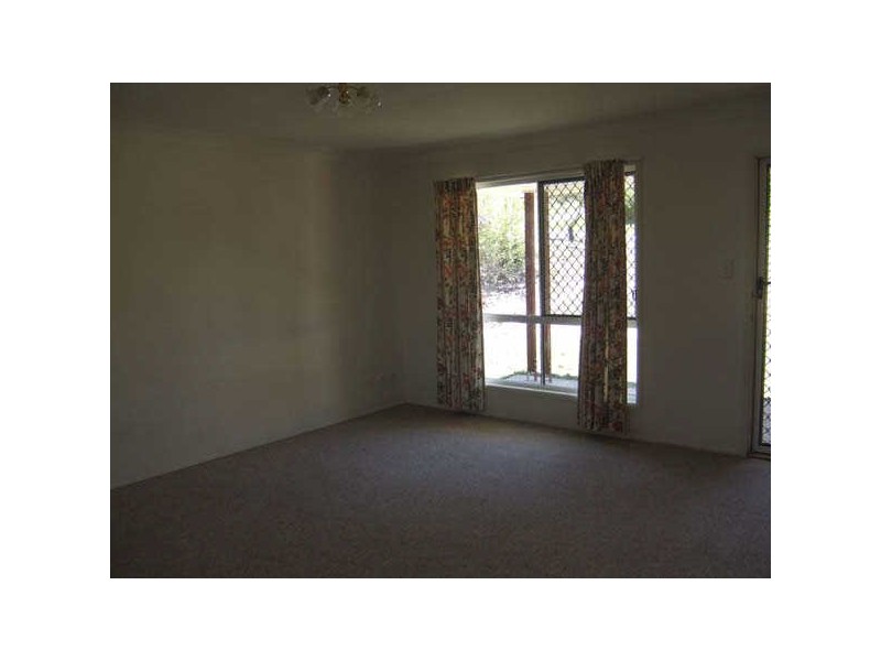 85 Overland Drive, Edens Landing QLD 4207