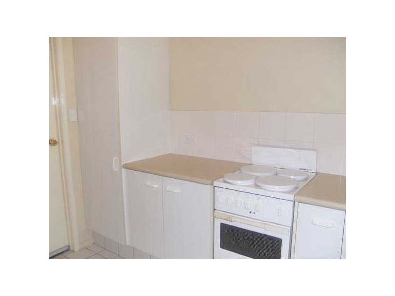 2/50 Castile Cr, Edens Landing QLD 4207