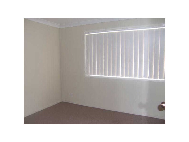 2/50 Castile Cr, Edens Landing QLD 4207