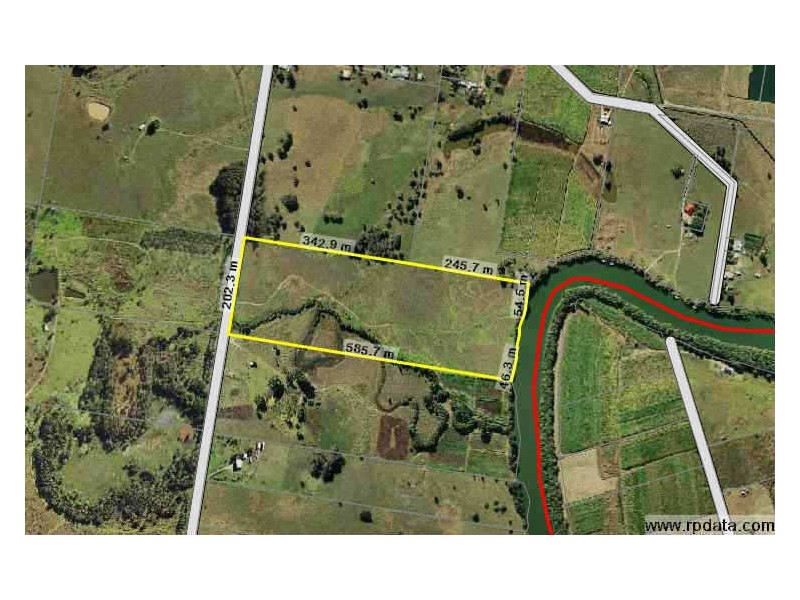 105 Schmidt St, Eagleby QLD 4207