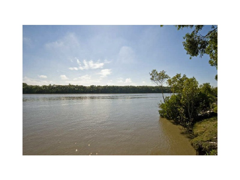 Alberton QLD 4207