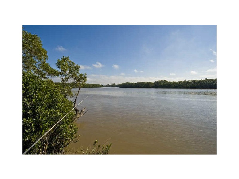 Alberton QLD 4207