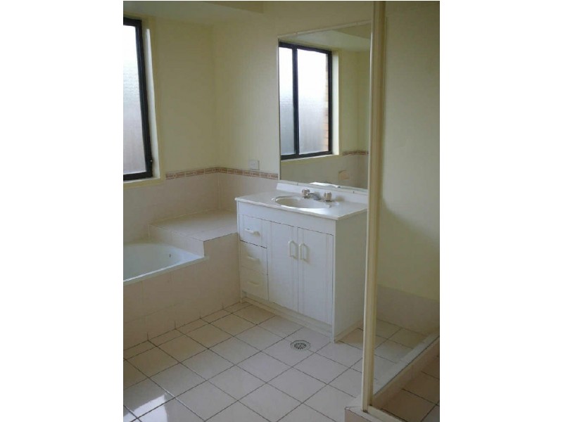 71 Carl Heck Bvd, Windaroo QLD 4207