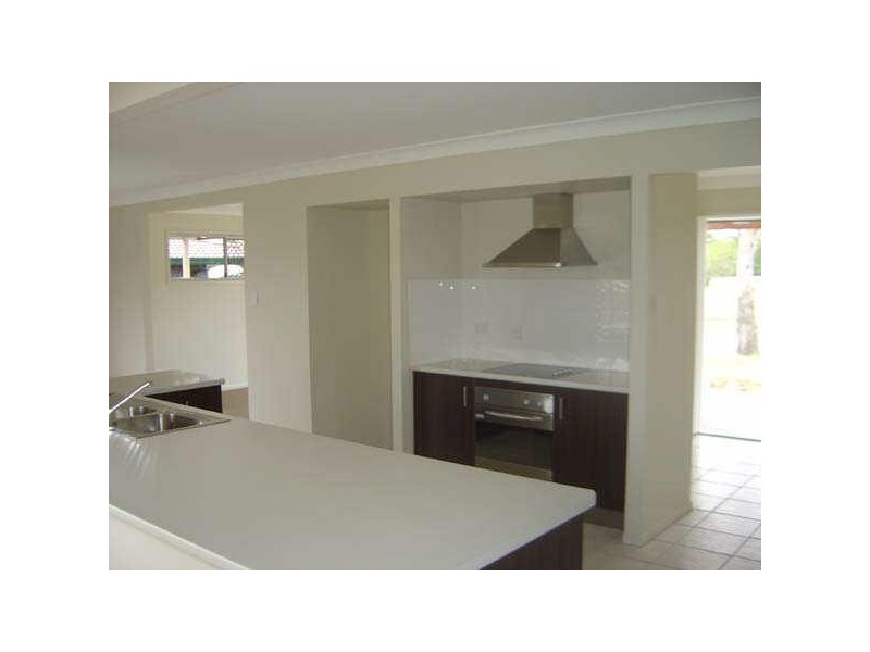Mount Warren Park QLD 4207