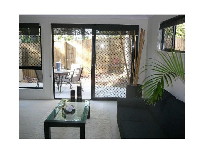 3/118 Fryar Rd, Eagleby QLD 4207