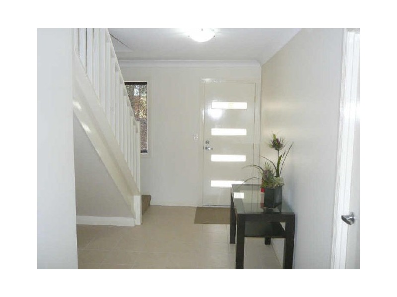 3/118 Fryar Rd, Eagleby QLD 4207
