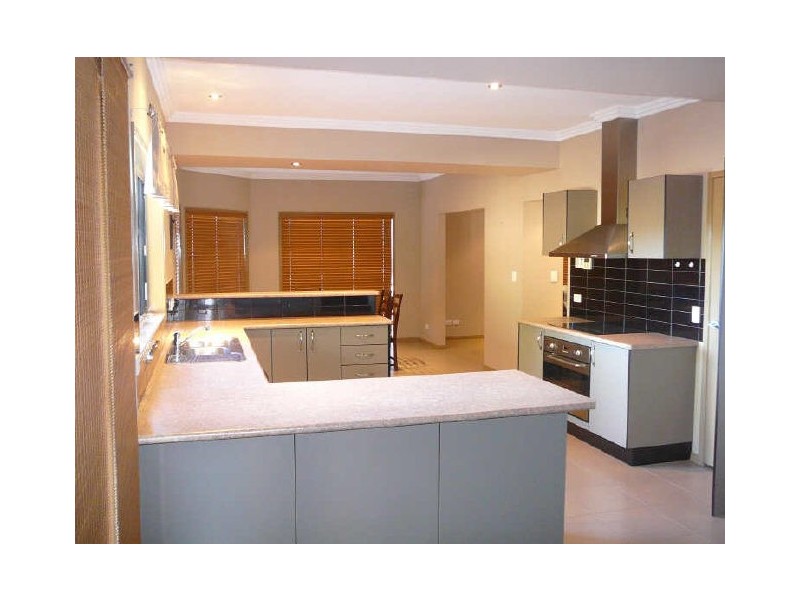 Mount Warren Park QLD 4207