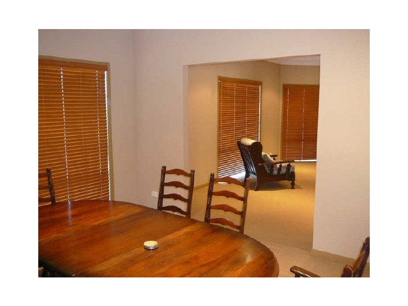 Mount Warren Park QLD 4207