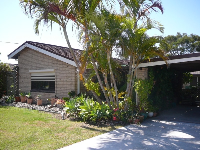 20 Carlyon St, Mount Warren Park QLD 4207