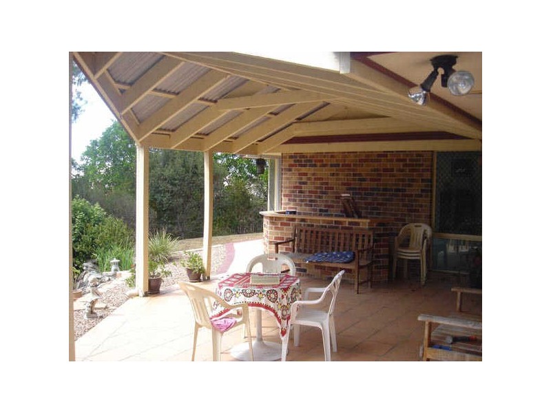 34 Lucy Dr, Edens Landing QLD 4207