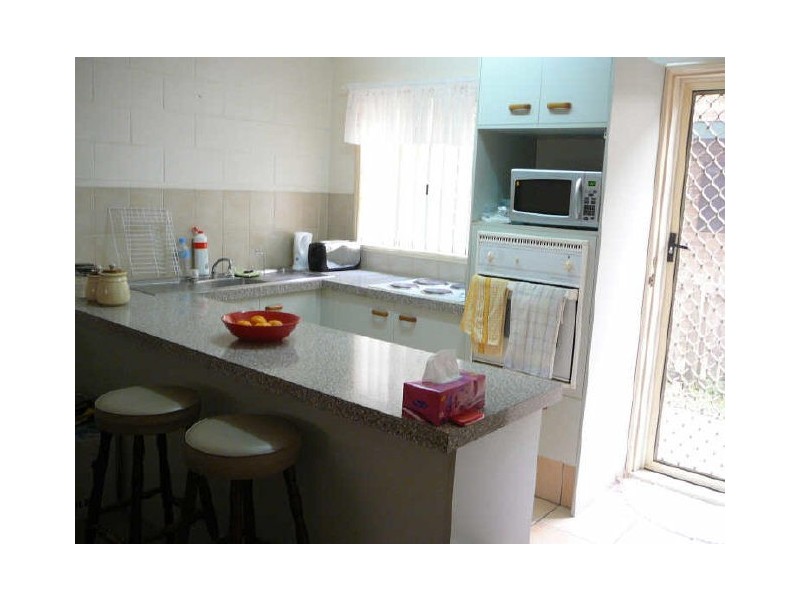 2/18 Cotswold St, Mount Warren Park QLD 4207