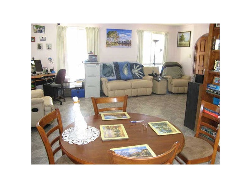 47 Kaiser Dr, Windaroo QLD 4207