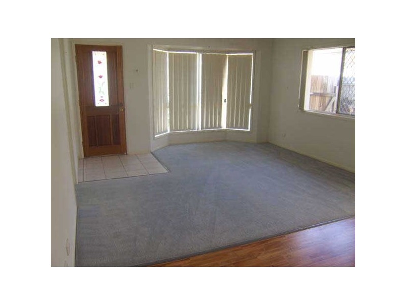 45 Chatfield St, Edens Landing QLD 4207