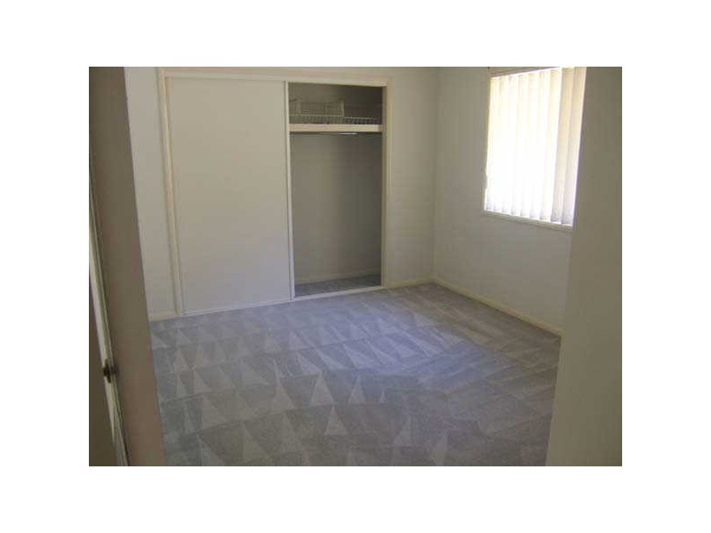 45 Chatfield St, Edens Landing QLD 4207