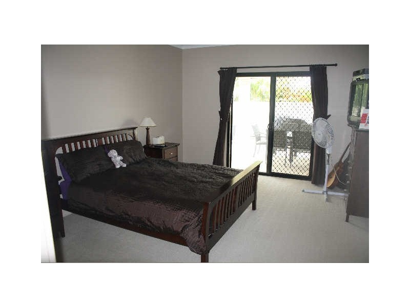 32 Osprey Dr, Jacobs Well QLD 4208