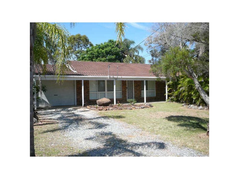 16 Kirkstall St, Holmview QLD 4207