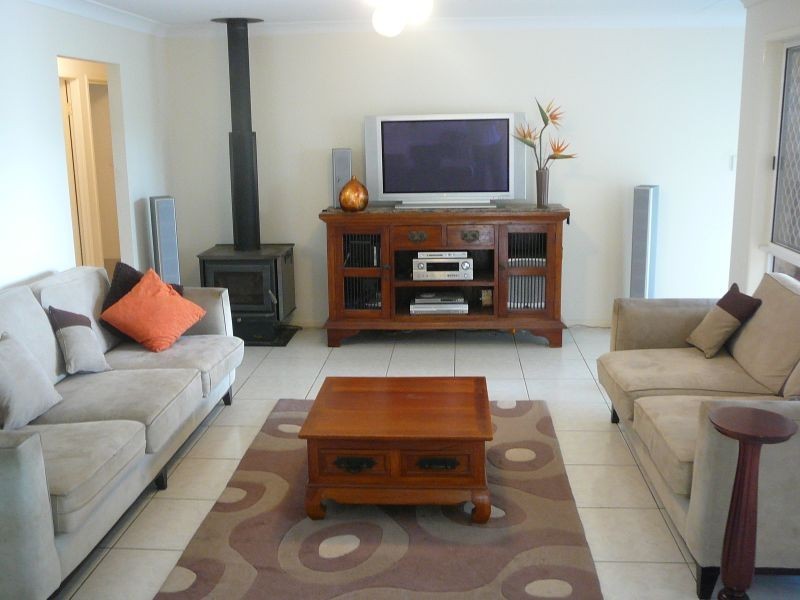 45 Ben Lexcen Ct, Mount Warren Park QLD 4207