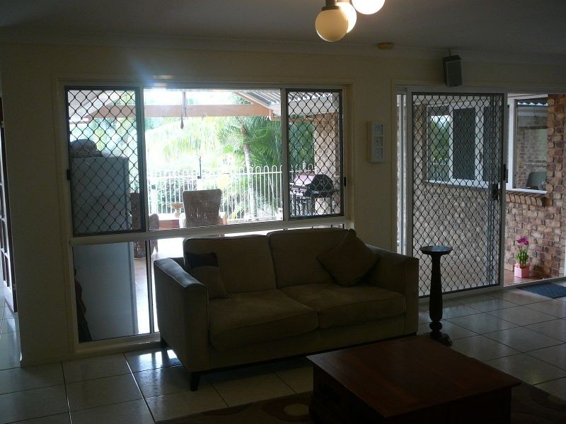 45 Ben Lexcen Ct, Mount Warren Park QLD 4207