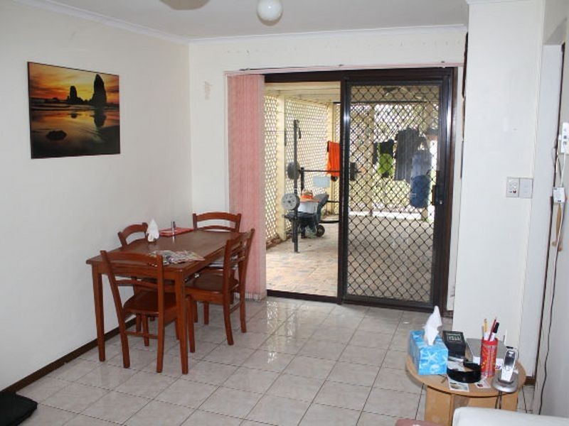 8 Balmoral St, Eagleby QLD 4207