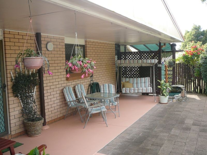 18 Grove Rd, Holmview QLD 4207