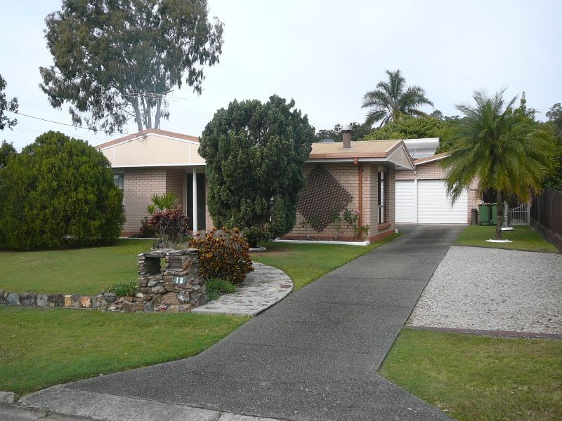 18 Grove Rd, Holmview QLD 4207