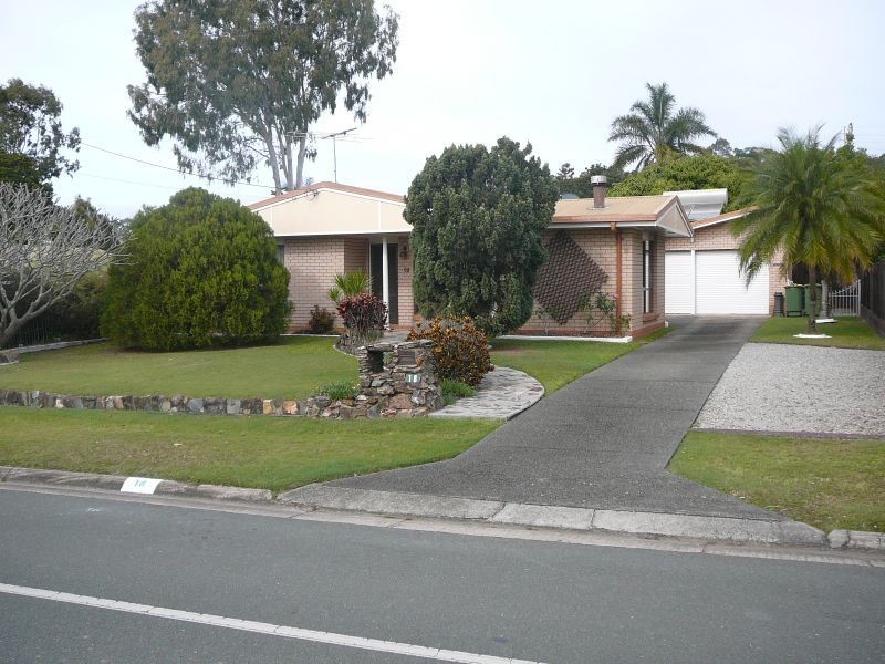 18 Grove Rd, Holmview QLD 4207