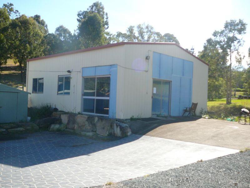 13 Castile Cr, Holmview QLD 4207