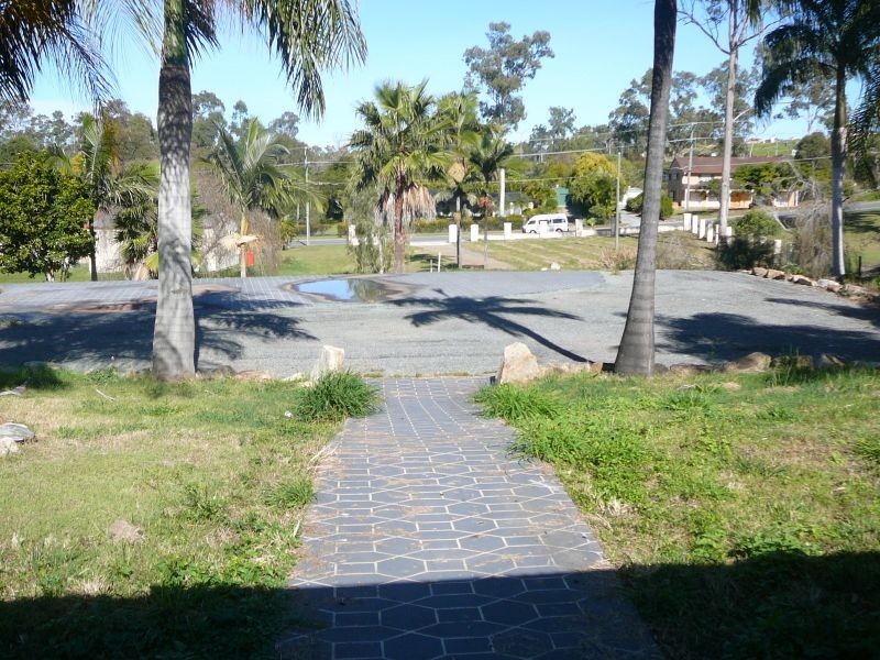 13 Castile Cr, Holmview QLD 4207