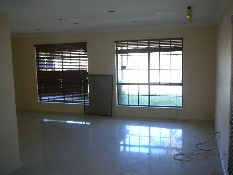 13 Castile Cr, Holmview QLD 4207