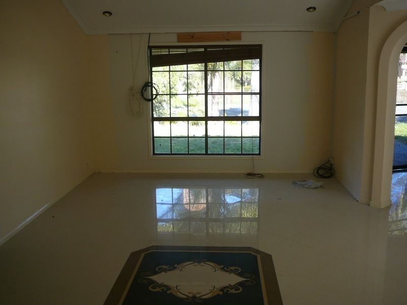 13 Castile Cr, Holmview QLD 4207