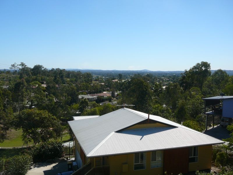22 Valerie Close, Edens Landing QLD 4207