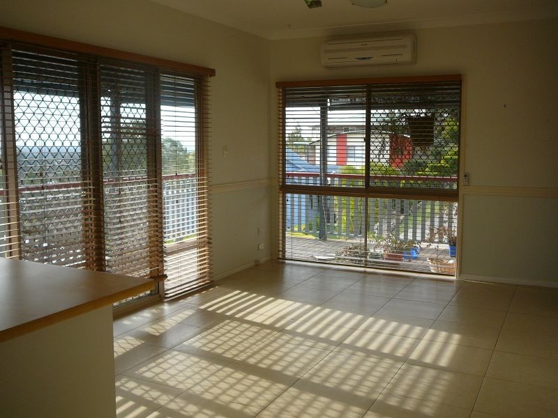 22 Valerie Close, Edens Landing QLD 4207
