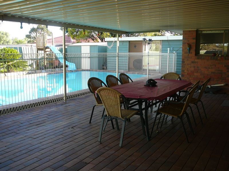 8 Yeomans St, Abba River WA 6280