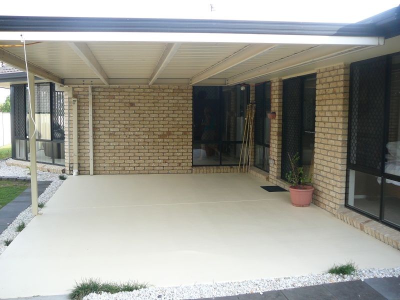 82 Overland Dr, Edens Landing QLD 4207