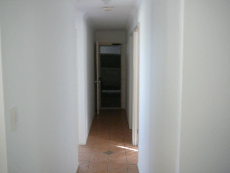 82 Overland Dr, Edens Landing QLD 4207