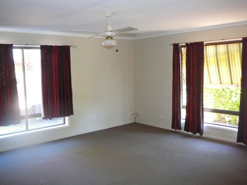 5 Greisen Crt, Bethania QLD 4205