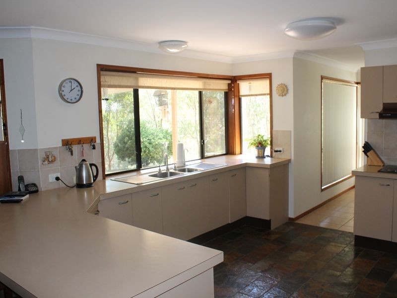 81 Sheree Ct, Buccan QLD 4207