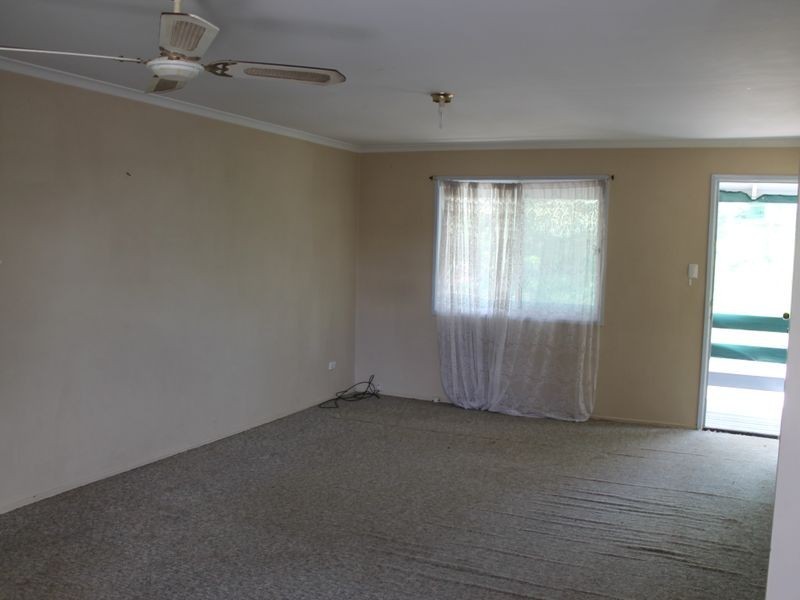 5 Tallagandra Road, Beenleigh QLD 4207