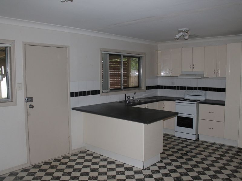 11 Crest Street, Beenleigh QLD 4207