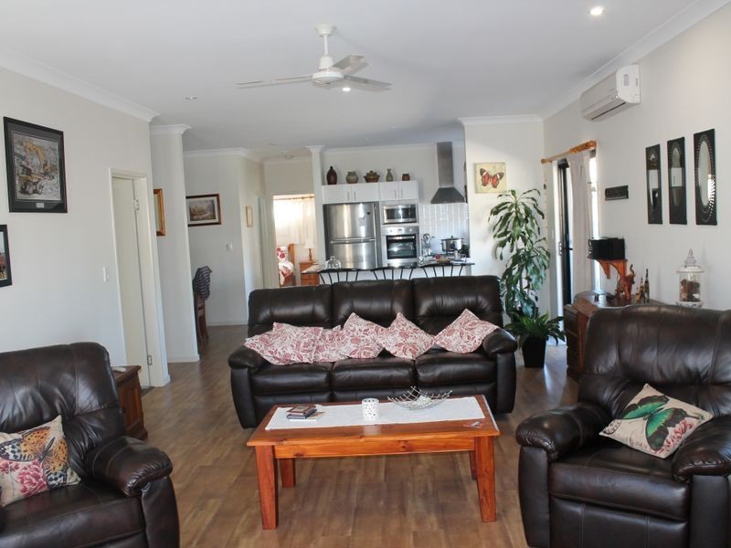29/42 Quinzeh Creek Rd, Logan Village QLD 4207