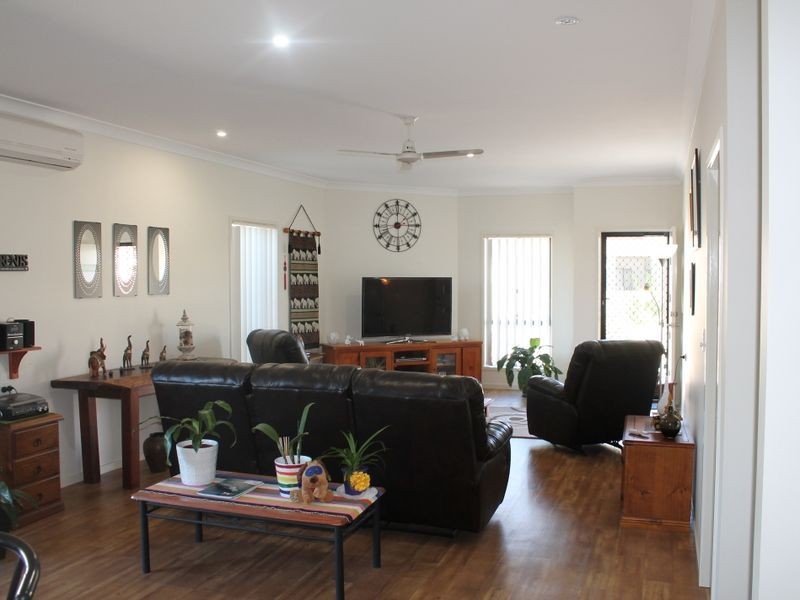 29/42 Quinzeh Creek Rd, Logan Village QLD 4207
