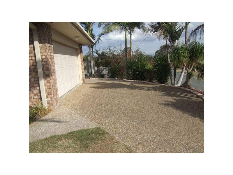 39 Yvonne Cres, Mount Warren Park QLD 4207